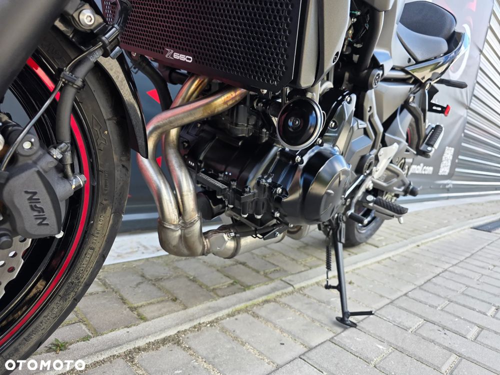 Kawasaki Z 650 - 15