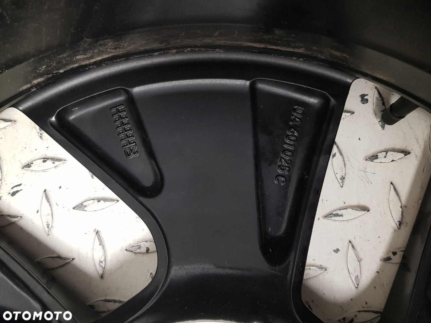 ŁADNA FELGA ALUMINIOWA ALUFELGA VW ID.3 ID3  18 x 7,5j  5x112 ET50 10A 10A602025G - 6