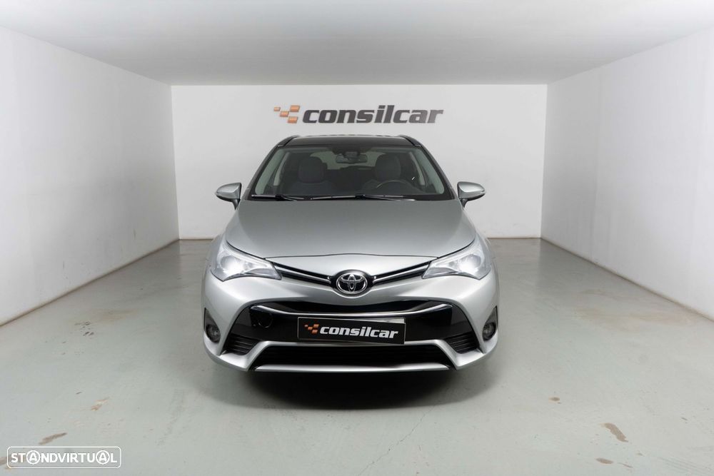 Toyota Avensis Touring Sports 1.6 D-4D Luxury+GPS - 2