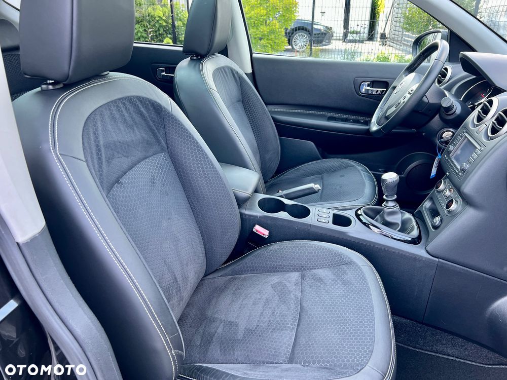 Nissan Qashqai 2.0 360 - 17