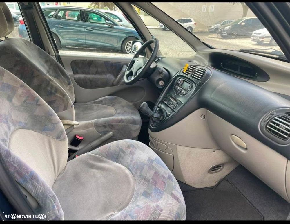 Citroën Xsara Picasso 1.6 Exclusive - 6