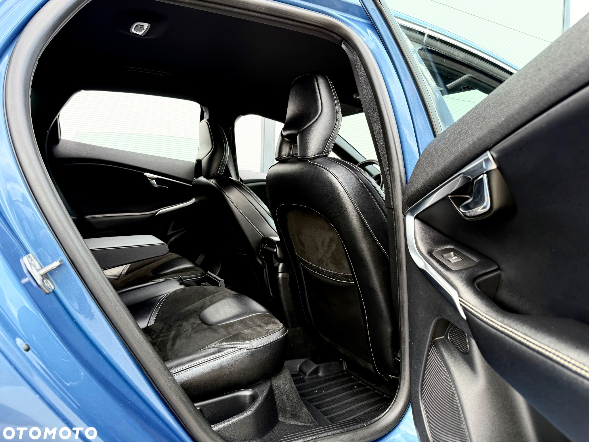 Volvo V40 D2 RDesign - 32