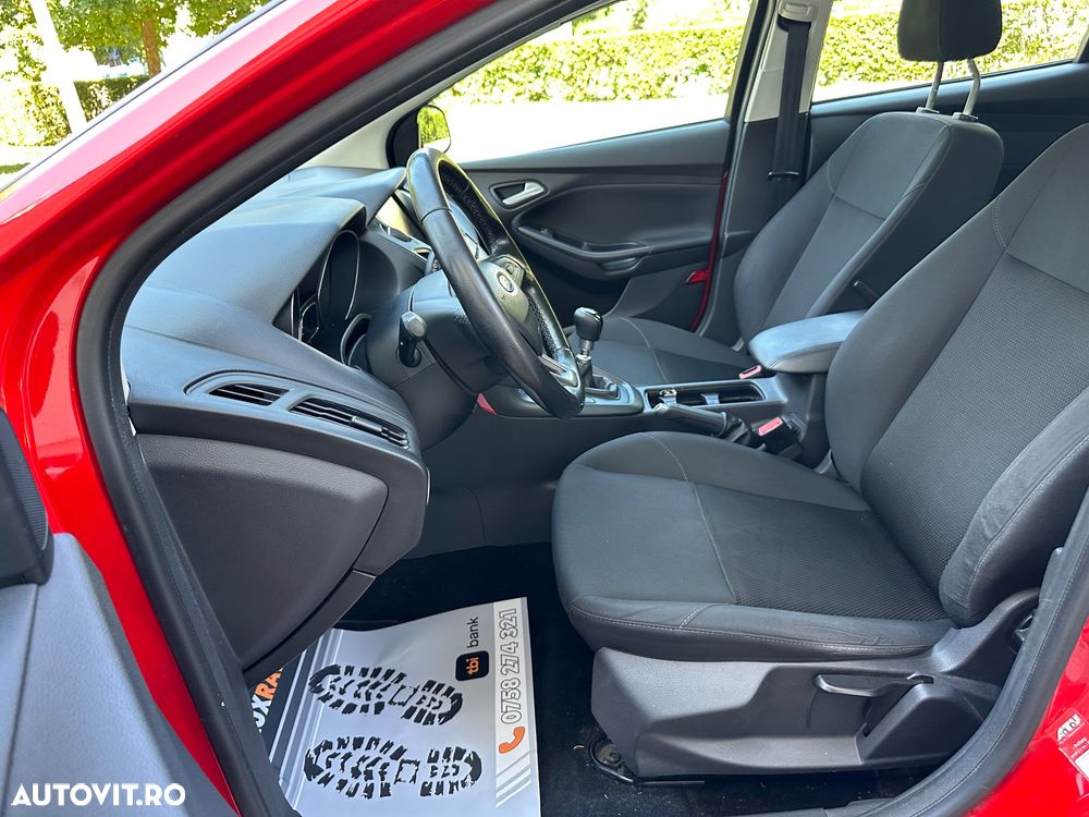 Ford Focus 1.5 TDCi ST-Line - 14