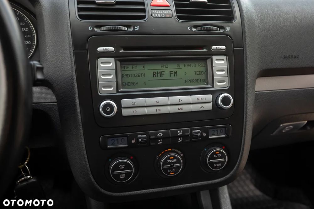 Volkswagen Golf 1.6 Tour - 27