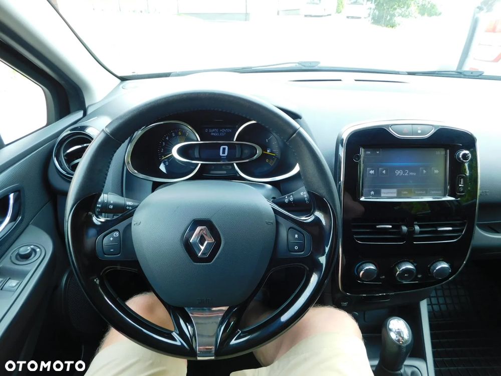 Renault Clio 1.2 16V 75 LIMITED - 16