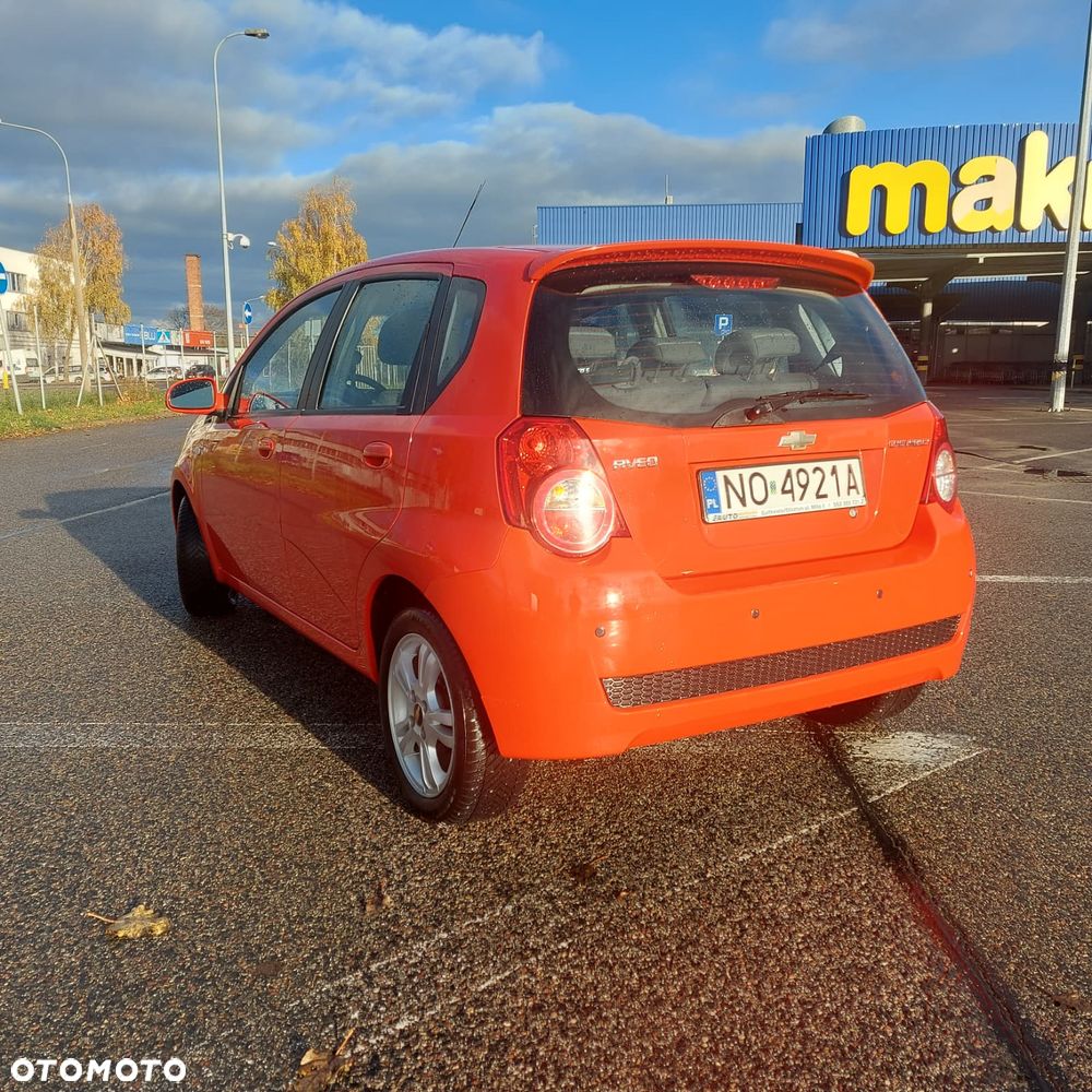Chevrolet Aveo - 12