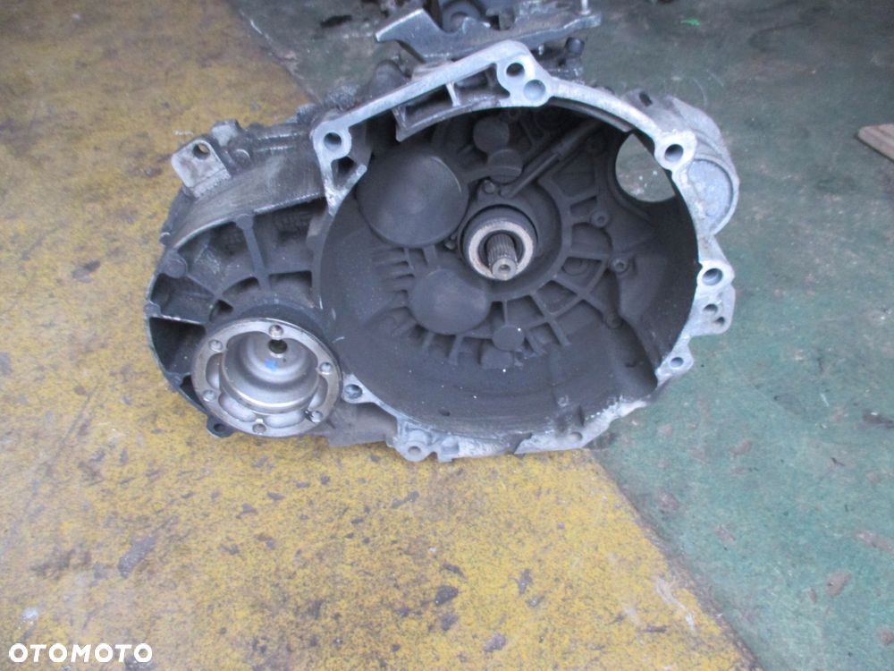 SKRZYNIA BIEGÓW TOURAN GOLF PASSAT B6 AUDI A3 8P 2.0 TDI KXX 170KM - 3