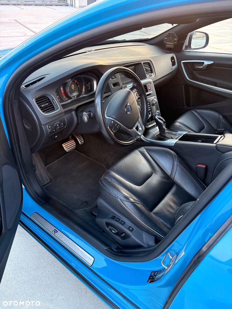 Volvo V60 D4 Geartronic - 8
