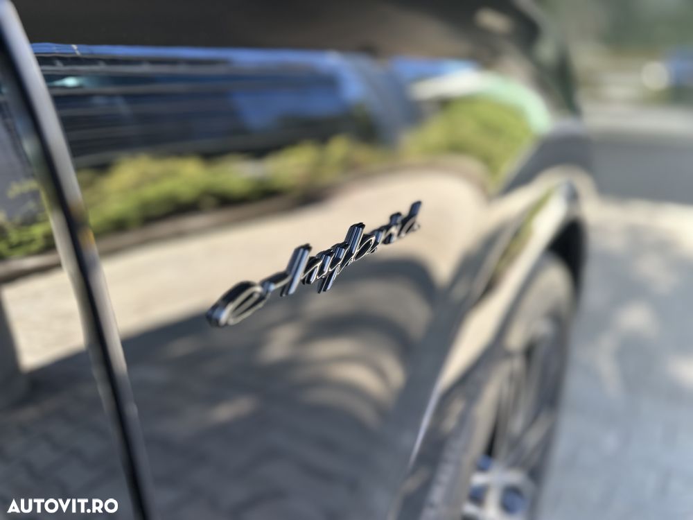 Porsche Cayenne Coupe E-Hybrid - 9