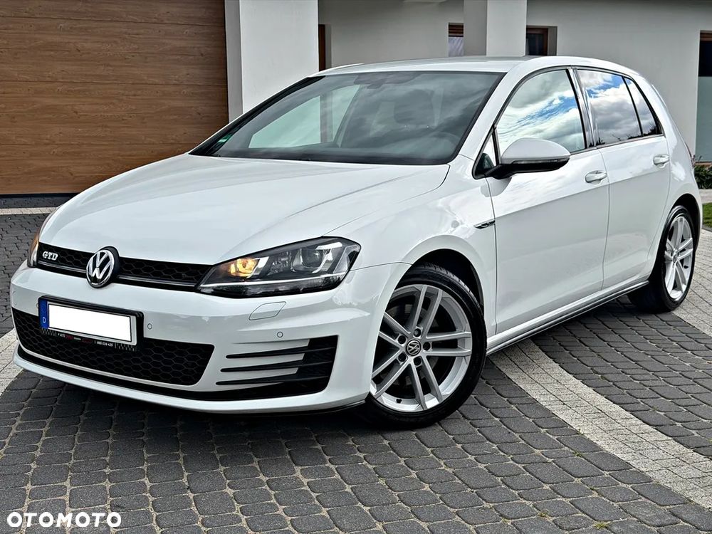 Volkswagen Golf GTD (BlueMotion Technology) - 3