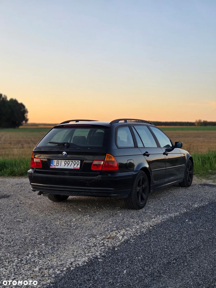 BMW Seria 3 320d - 4
