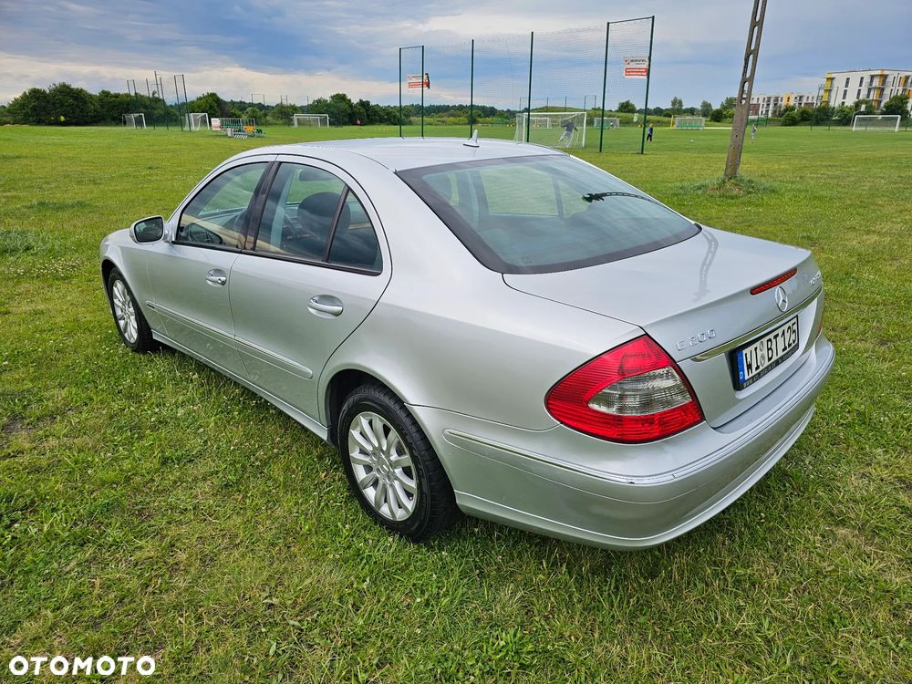 Mercedes-Benz Klasa E 200 Kompressor Elegance - 30