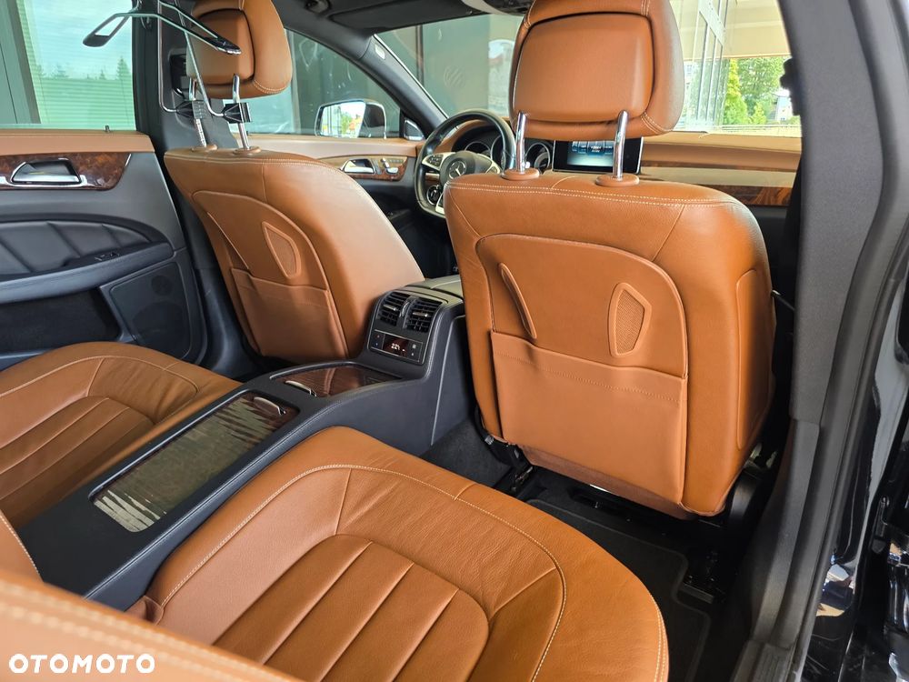 Mercedes-Benz CLS 350 BlueTEC 4-Matic - 28