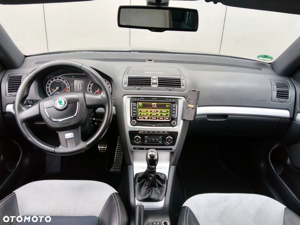 Skoda Octavia 2.0 TDI RS - 13