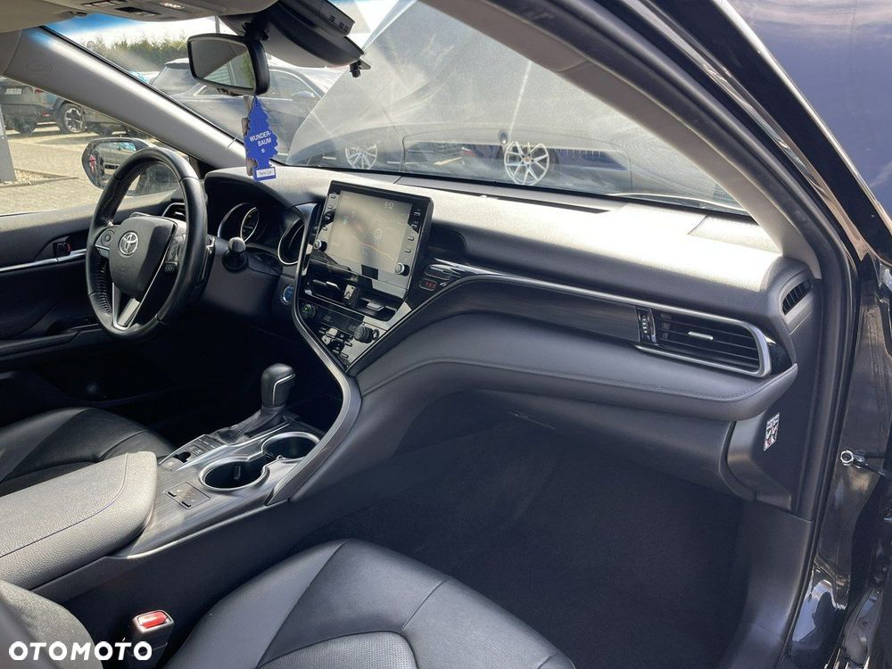 Toyota Camry 2.5 Hybrid Comfort CVT - 10