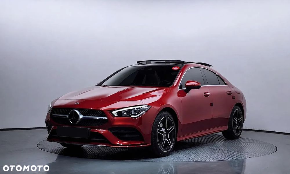 Mercedes-Benz CLA 250 4-Matic Progressive 7G-DCT - 2