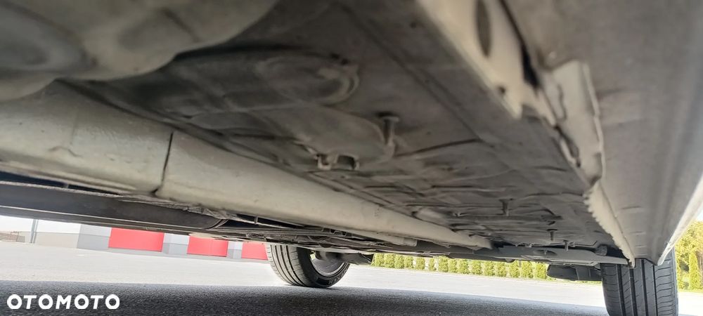 Peugeot 308 BlueHDi 150 EAT6 Stop & Start GT-Line Edition - 22