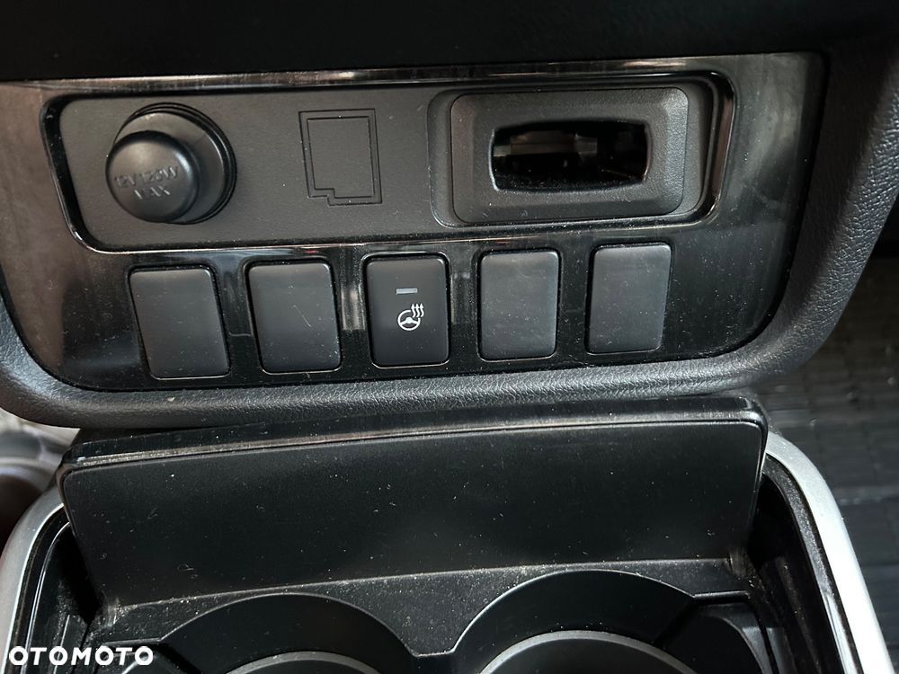 Mitsubishi Outlander - 15