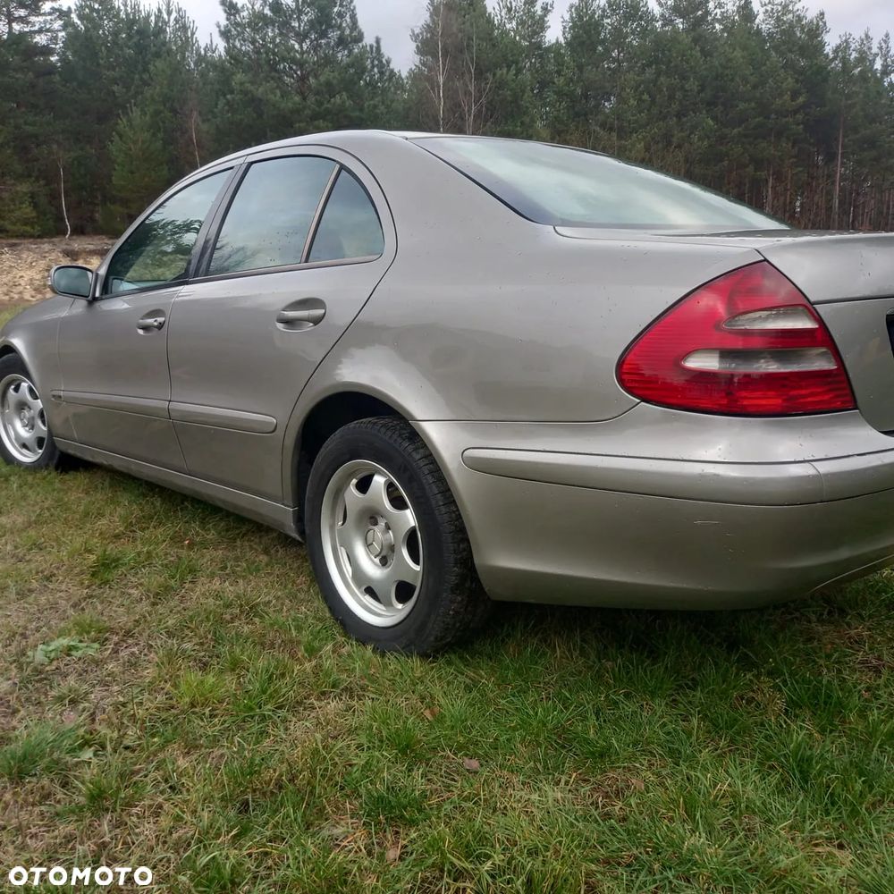 Mercedes-Benz Klasa E 200 CDI Elegance - 7