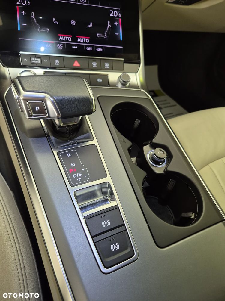 Audi A6 Avant 50 TDI mHEV Quattro Sport Tiptronic - 38