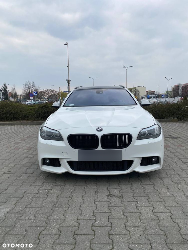 BMW Seria 5 525d xDrive - 6