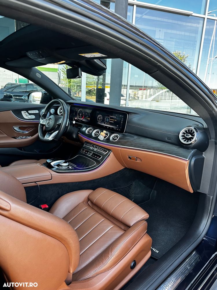 Mercedes-Benz E 400 4MATIC - 11