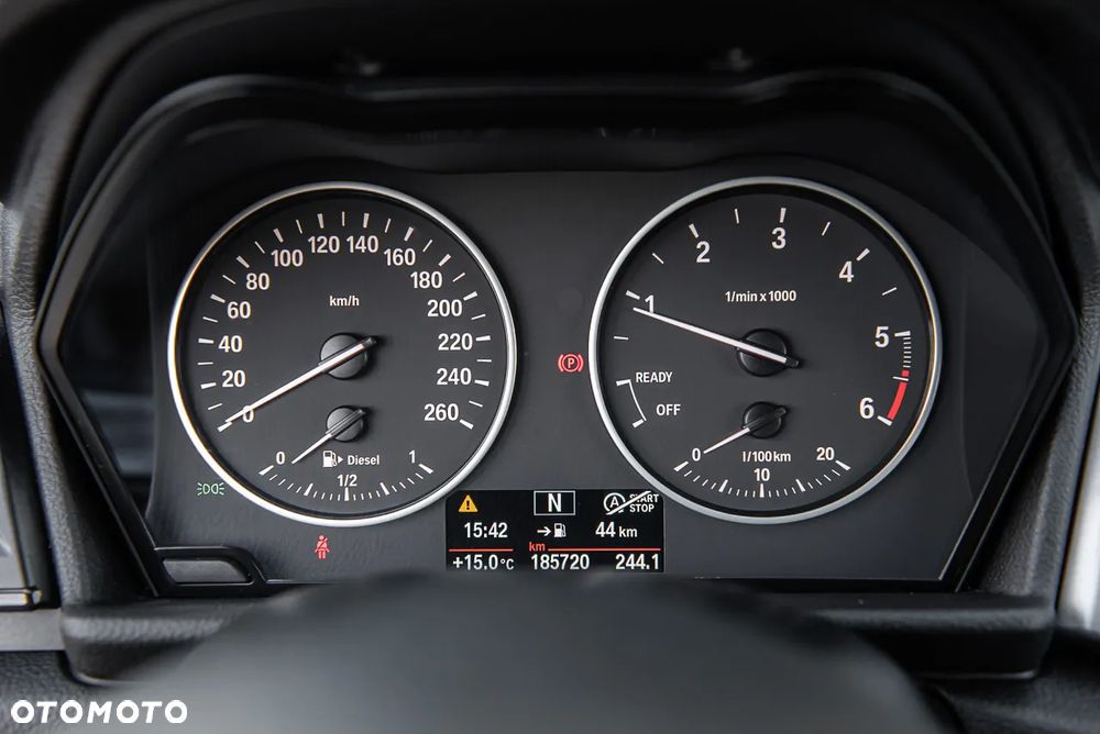 BMW Seria 2 218d Active Tourer Luxury Line - 18