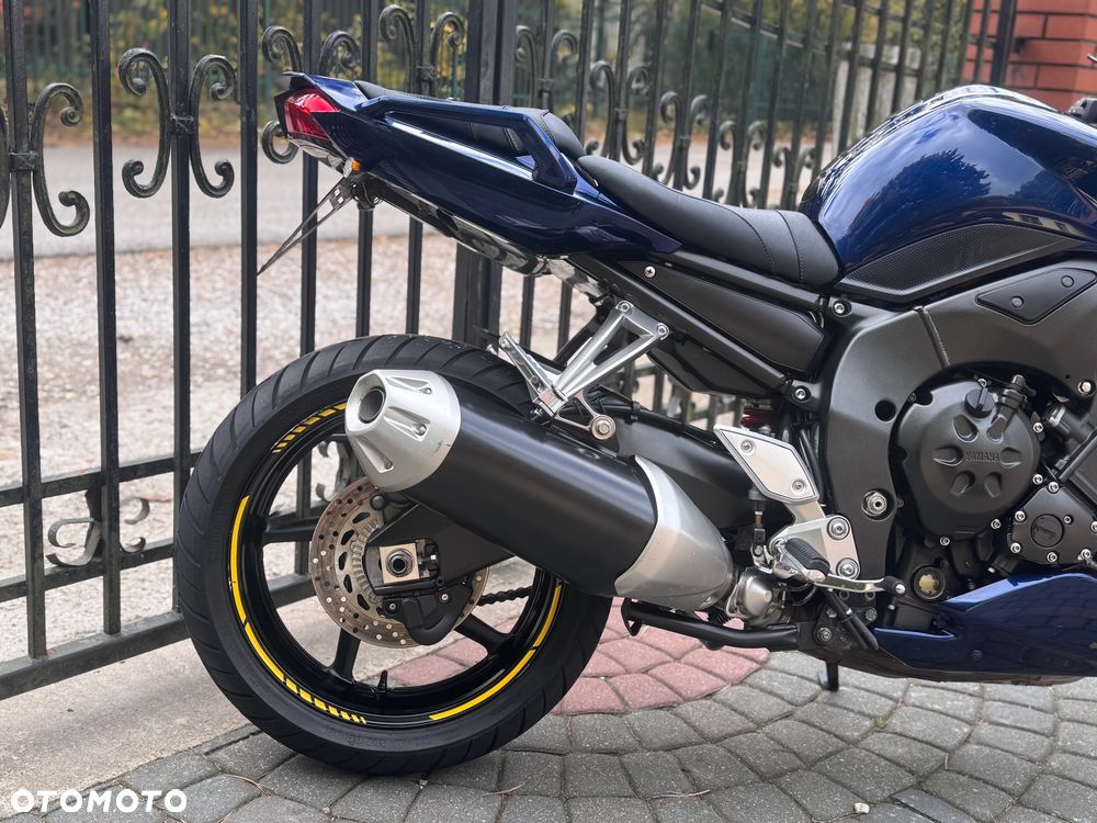 Yamaha FZ - 9