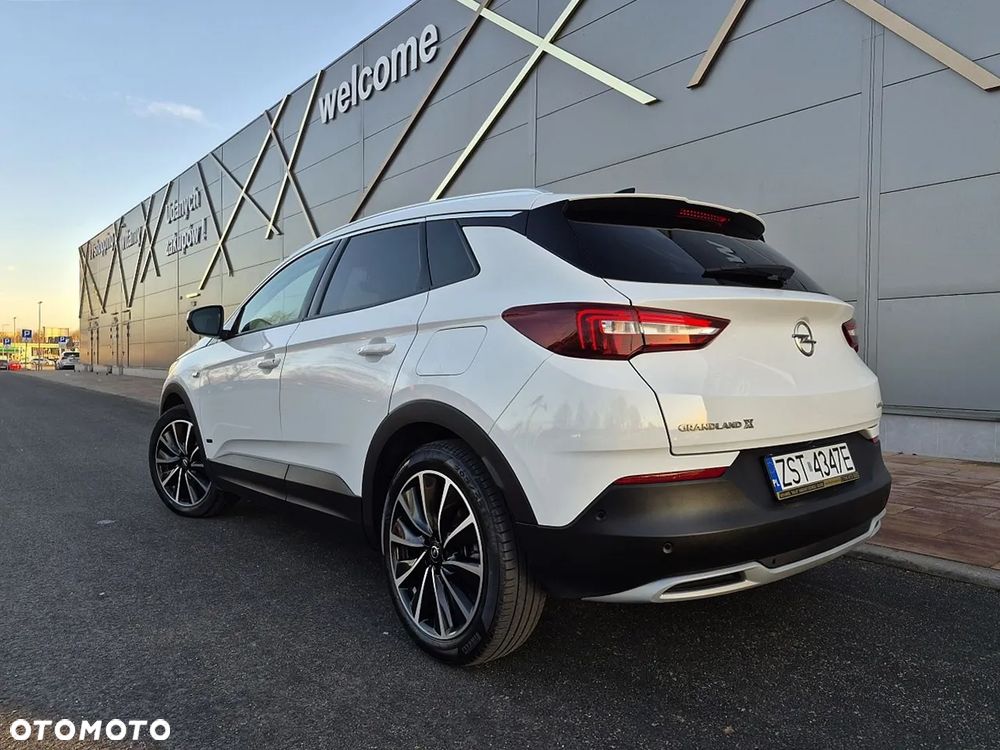 Opel Grandland X 1.6 T PHEV 4x4 Ultimate - 4
