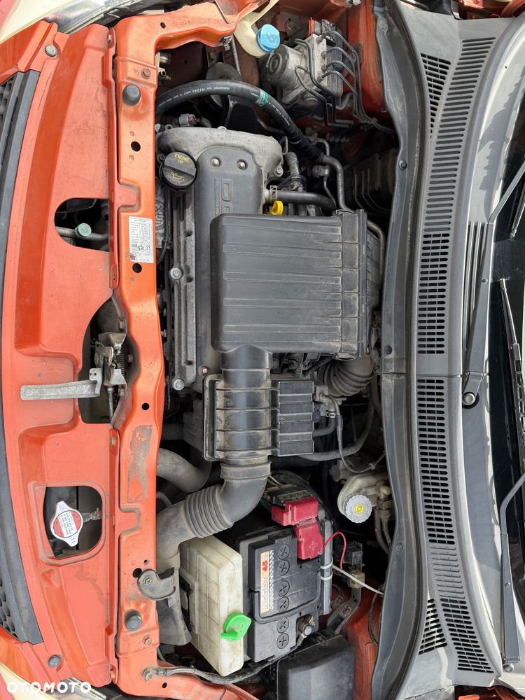 Suzuki Swift - 11