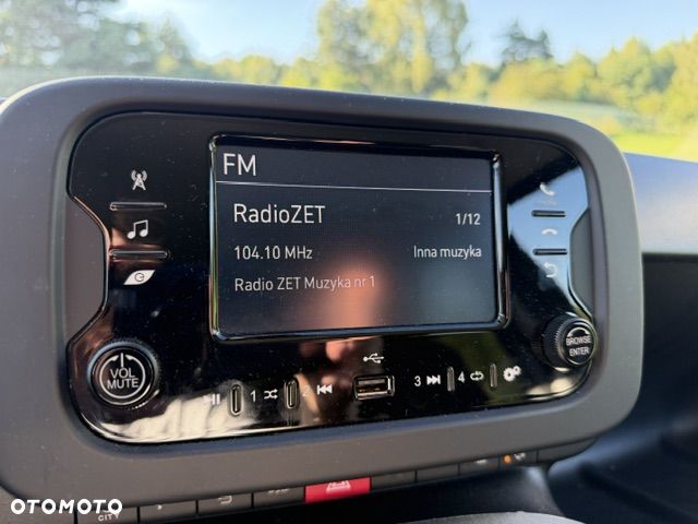 Fiat Panda 1.0 Hybrid Cross - 4