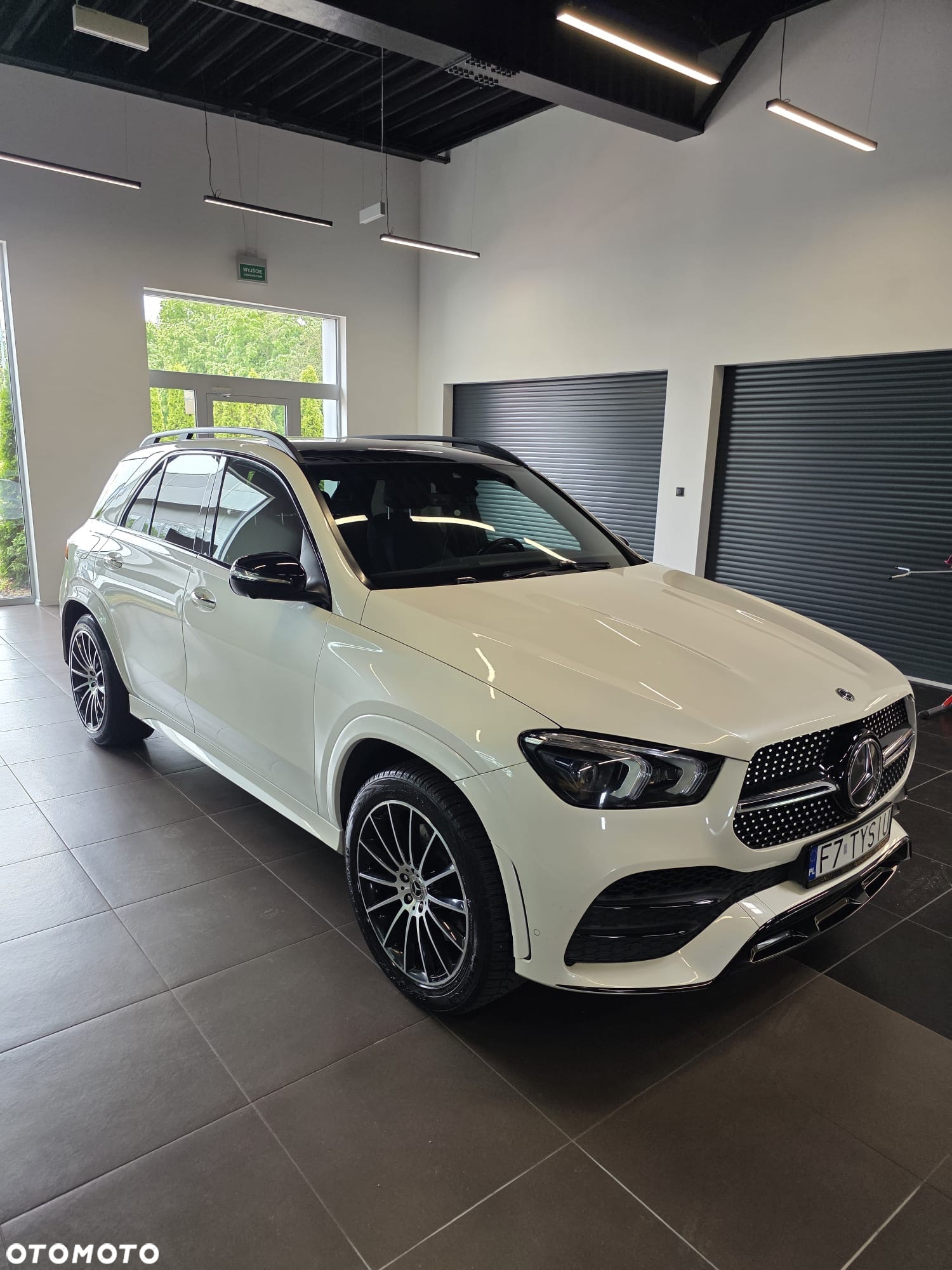 Mercedes-Benz GLE 400 d 4Matic 9G-TRONIC AMG Line - 16