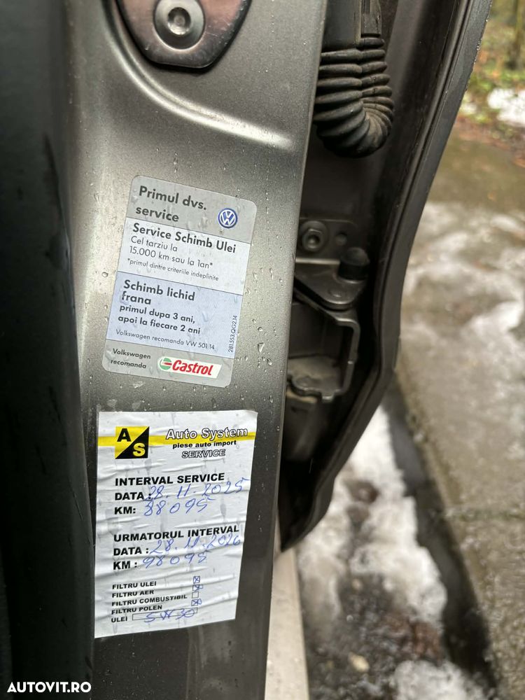 Volkswagen Passat CC - 10