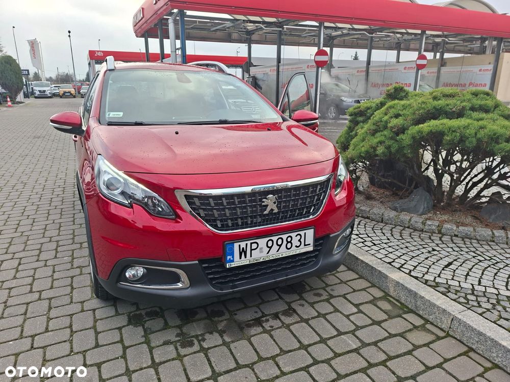 Peugeot 2008 1.2 Pure Tech GPF Signature S&S - 1