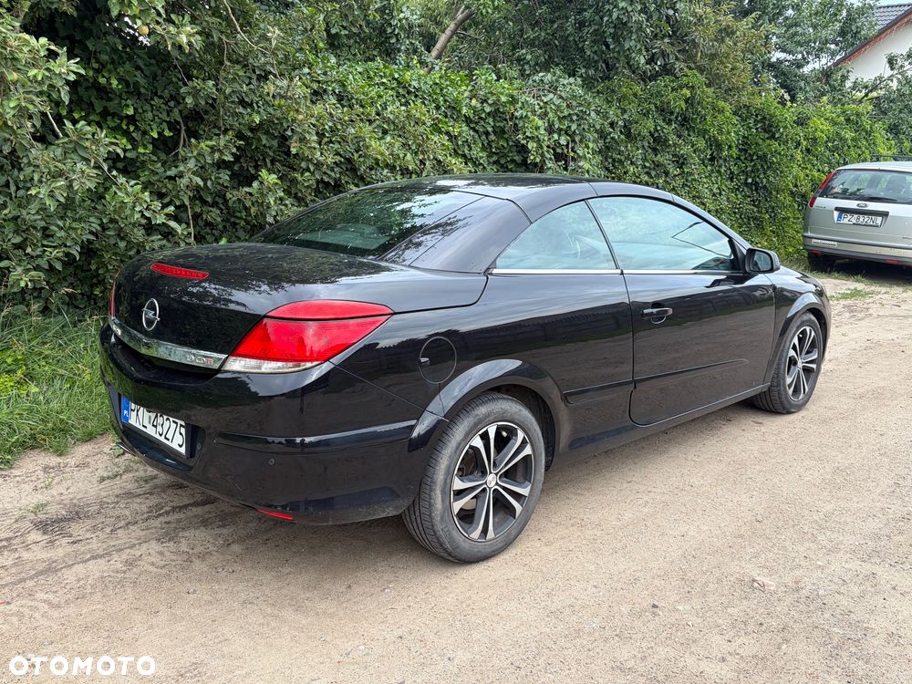 Opel Astra 1.9 CDTI Cosmo - 14