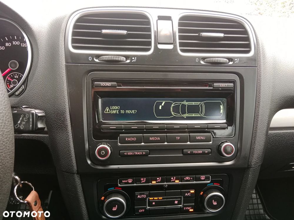 Volkswagen Golf VI 1.6 TDI Trendline - 17