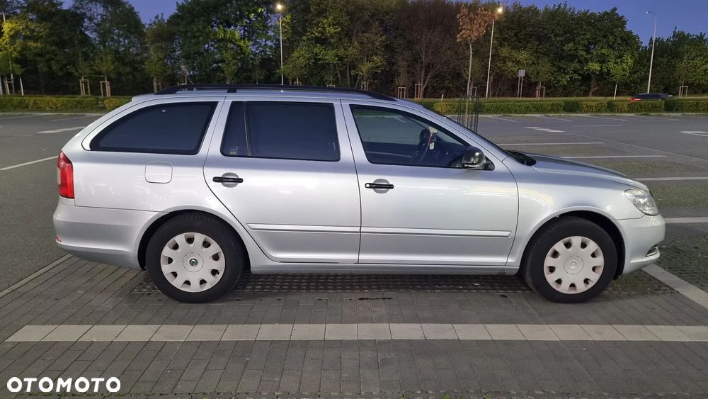 Skoda Octavia 1.6 Mint - 7