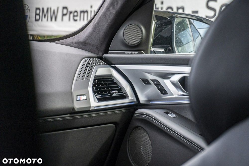 BMW XM 50e PHEV sport - 31