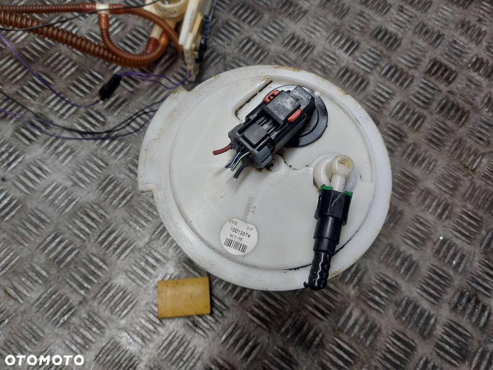 POMPKA PALIWA + PŁYWAK CHRYSLER PACIFICA I 3.5 V6 - 2