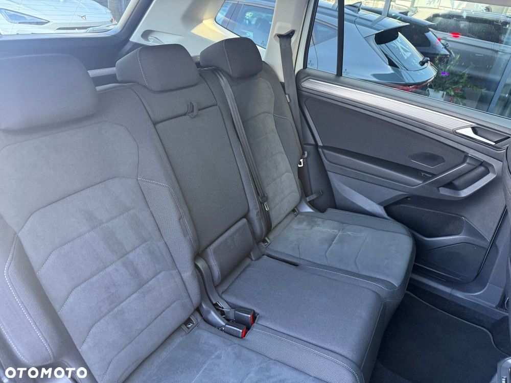 Volkswagen Tiguan Allspace - 17