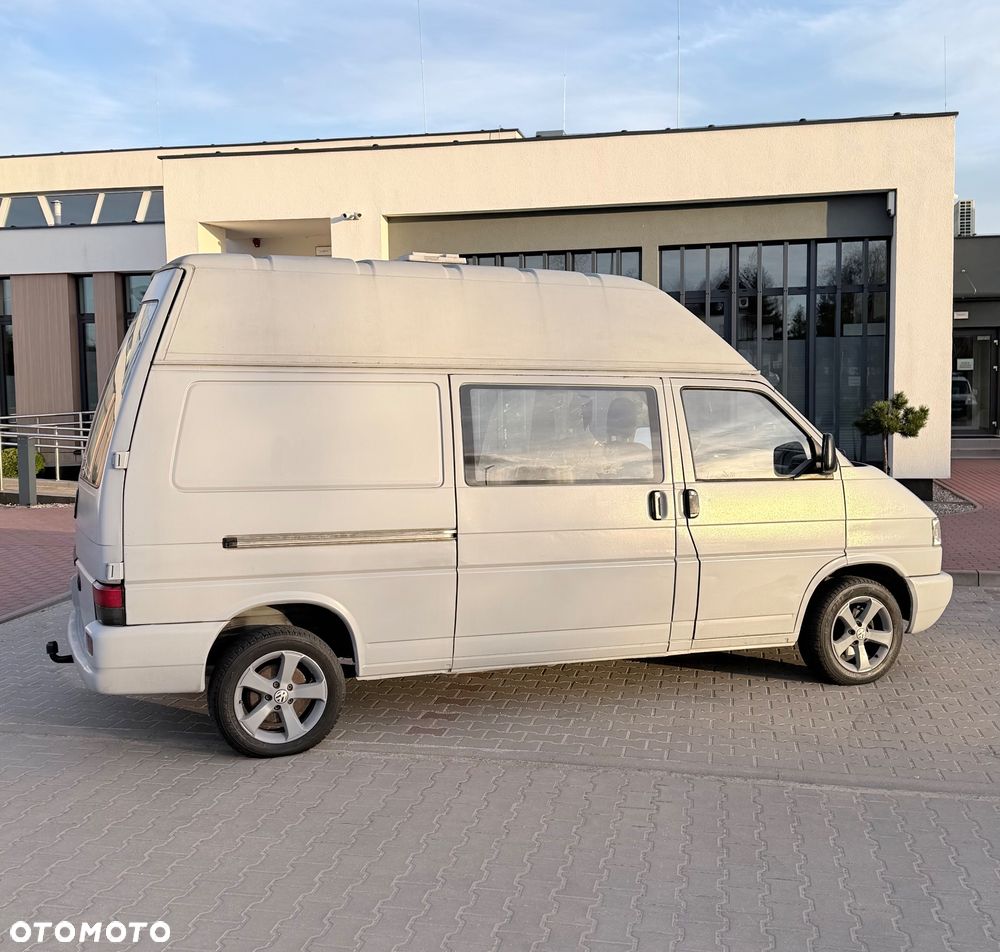 Volkswagen Transporter - 4