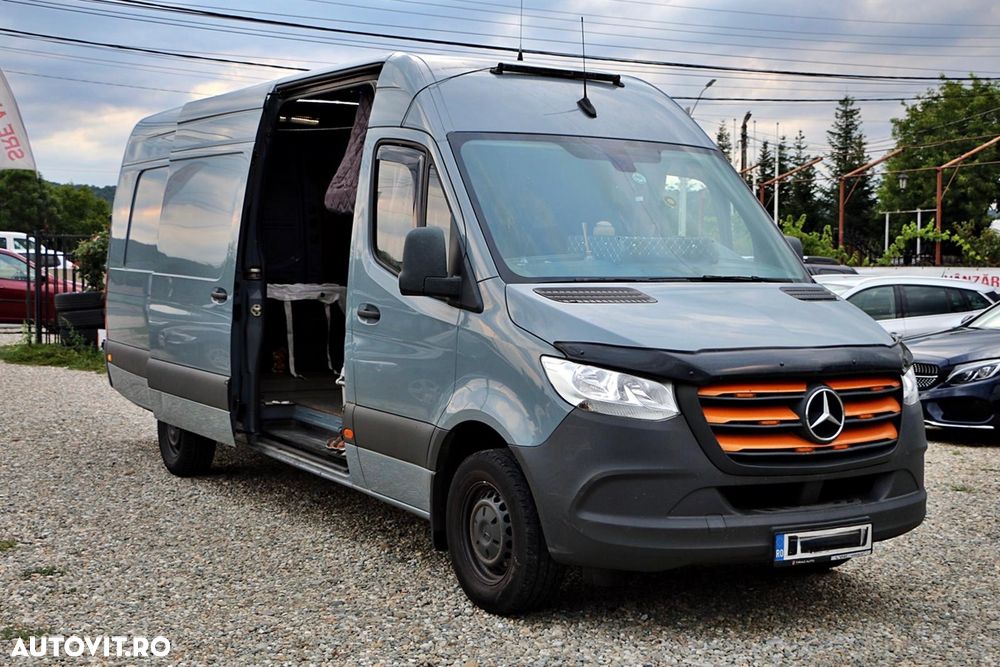 Mercedes-Benz Sprinter 319 - 3