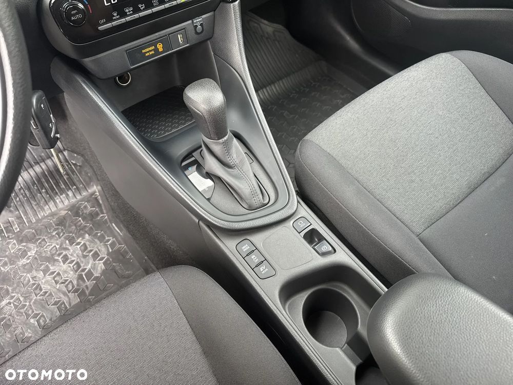 Mazda 2 - 16