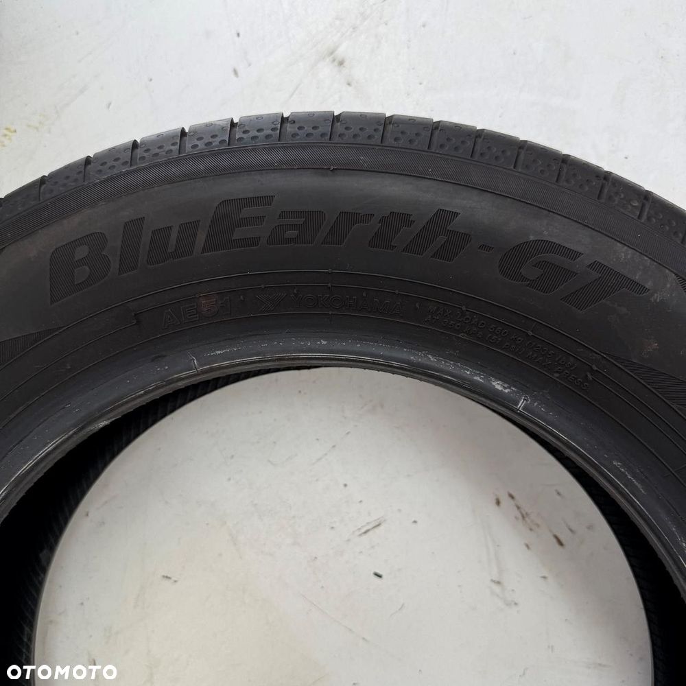 Opona 185/65/15 Yokohama BluEarth-Gt (F5352) - 3