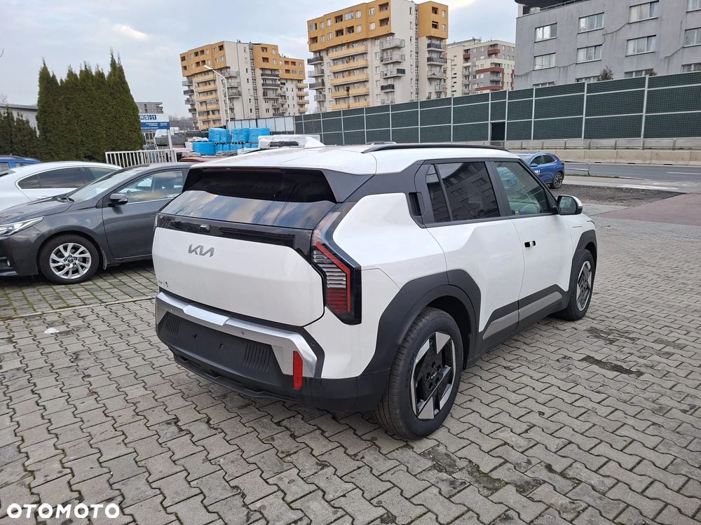 Kia EV3 81.4kWh Earth - 6