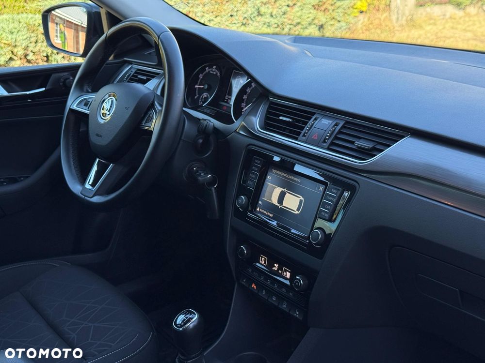Skoda RAPID Spb 1.0 TSI Drive - 29