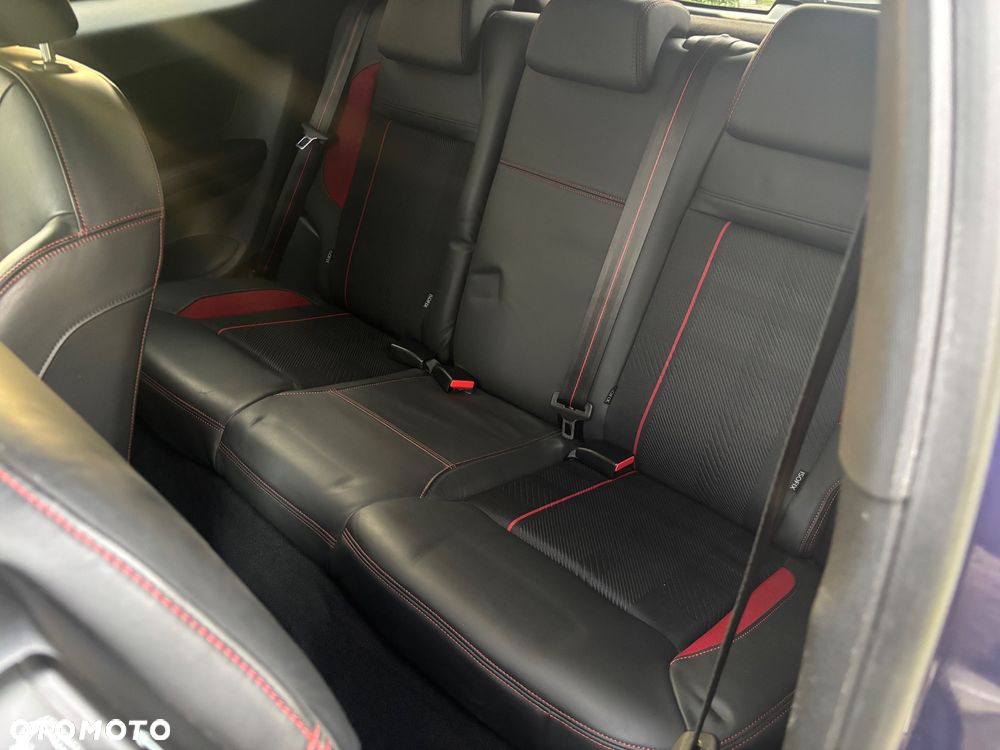 Peugeot 208 1.6 THP GTi - 15