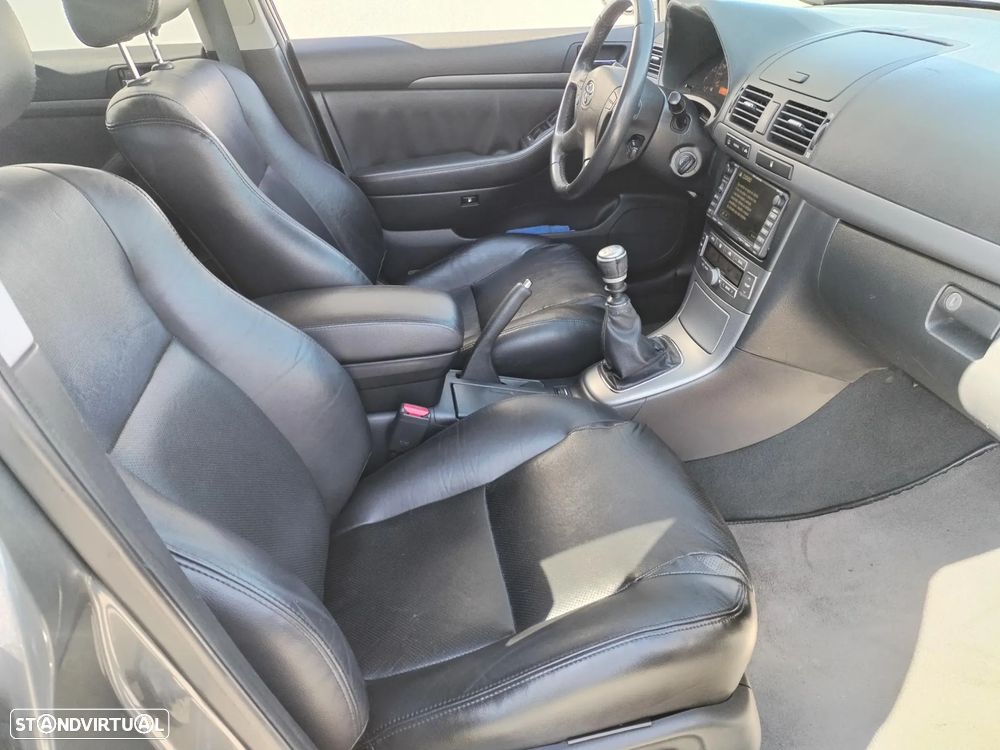Toyota Avensis SW 2.0 D-4D GPS - 8