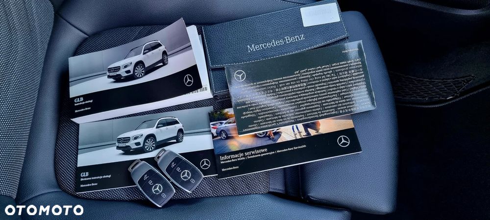 Mercedes-Benz GLB 200 Progressive 7G-DCT - 30