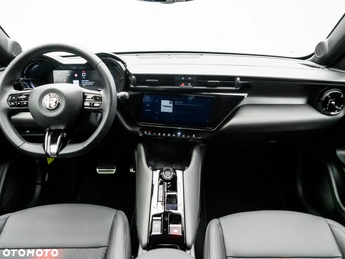 Alfa Romeo Junior 1.2 mHEV Ibrida eDCT - 32